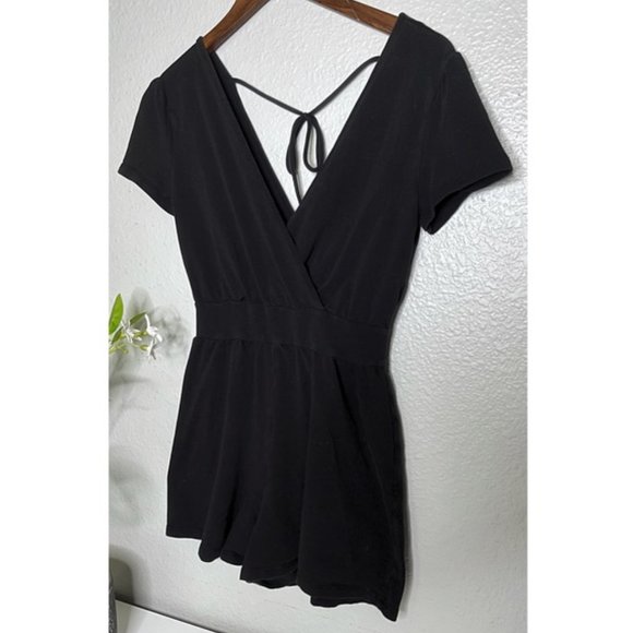 H&M Divided Black V-Neck Wrap Front Romper - Picture 3 of 5